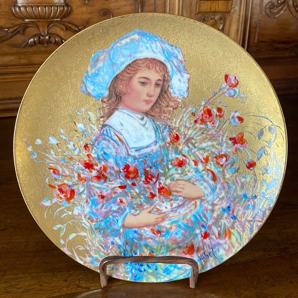 “Lily” by Edna Hibel Collectable Plate - Picture 3 of 9